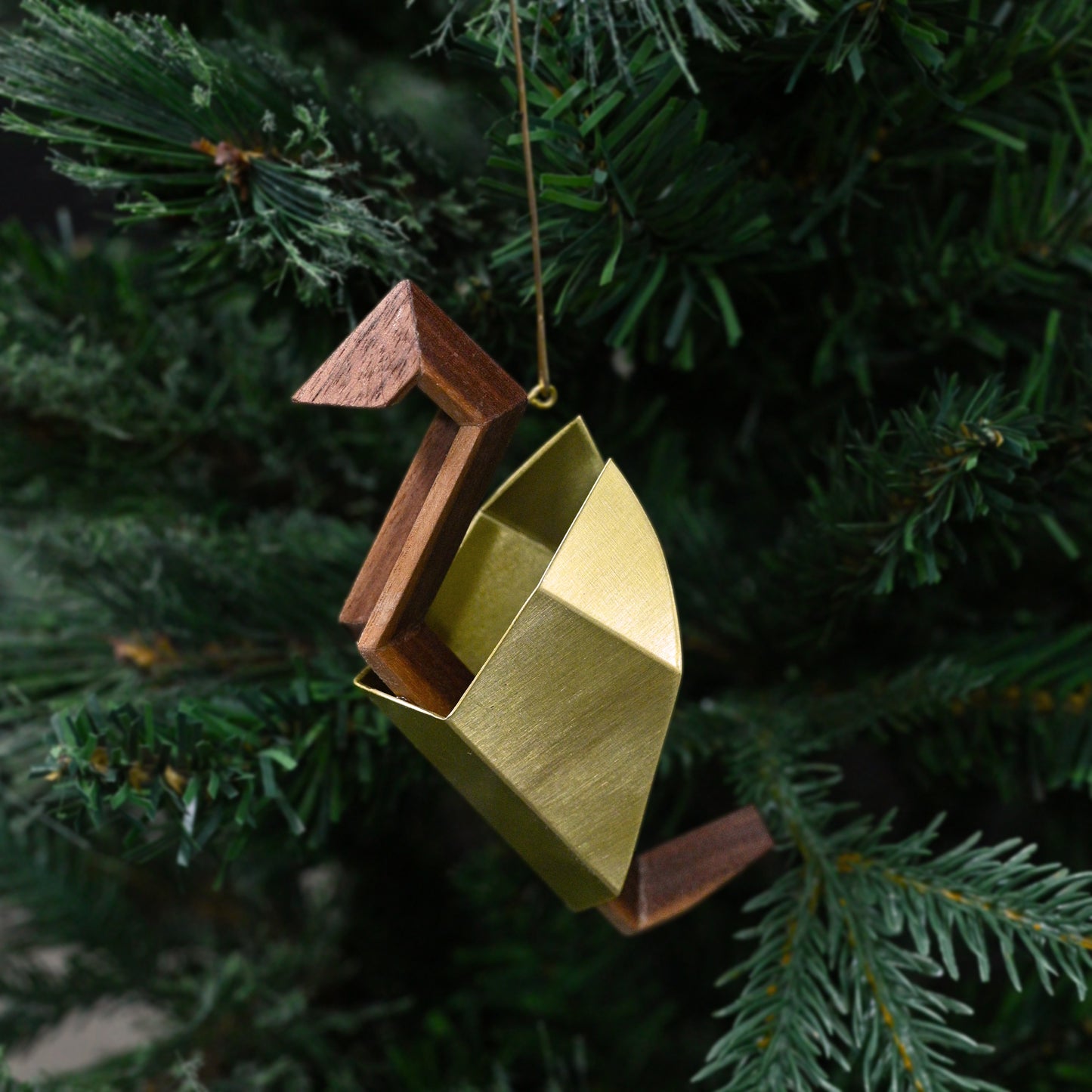 2024 Swan Ornament in Brass